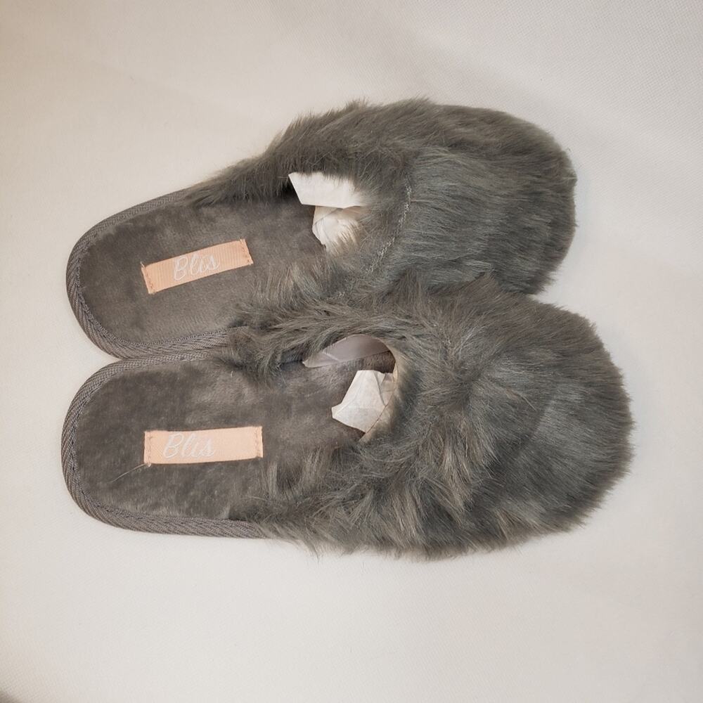 Blis Faux Fur Slippers NWT